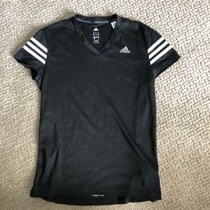 Black ADIDIAS Tee